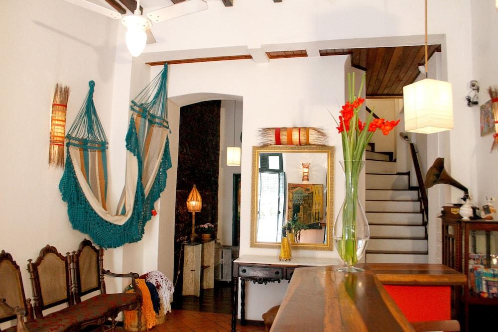 Do Carmo Galeria De Artes E Hotel 3*